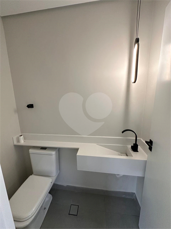 Sobrado maravilhoso - 3 dormitórios | piscina | 131m² de área construída | 150m² de terreno