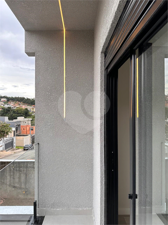 Sobrado maravilhoso - 3 dormitórios | piscina | 131m² de área construída | 150m² de terreno