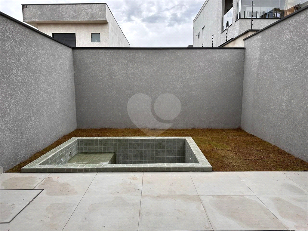 Sobrado maravilhoso - 3 dormitórios | piscina | 131m² de área construída | 150m² de terreno