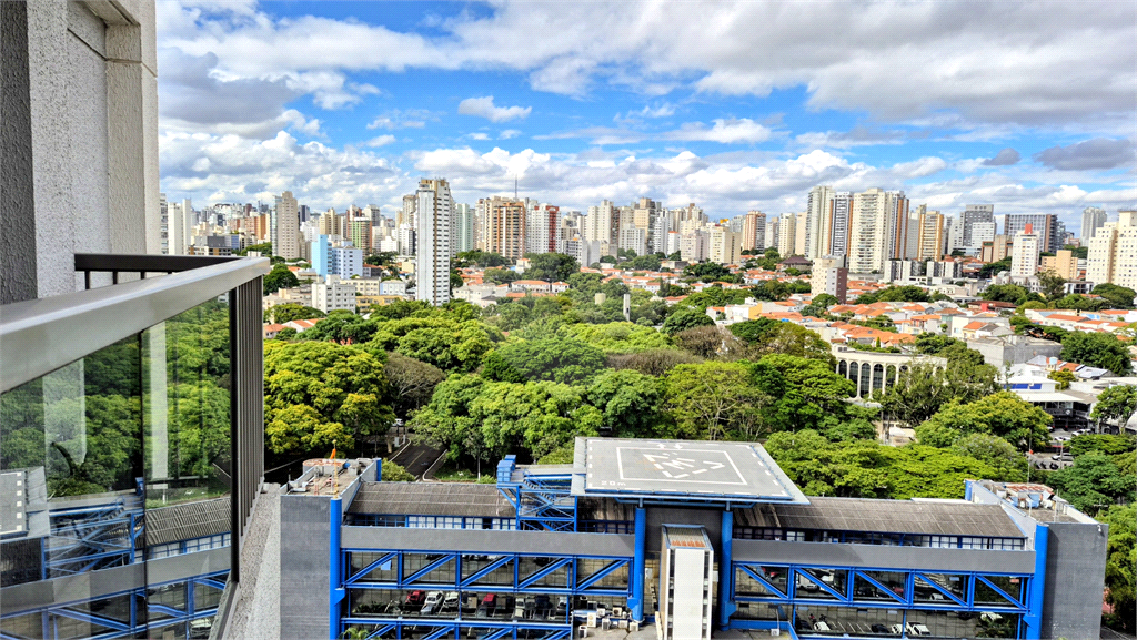 APARTAMENTO PARA LOCAÇÃO COM 2 SUITES - SALA COM PE DIREITO DUPLO - PROXIMO AO PARQUE IBIRAPUERA