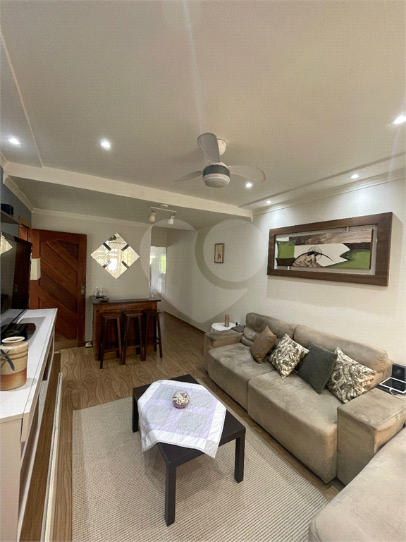 Casa Sobrado na Vila Jardim Formosa, 2 dormitórios, 2 vagas de garagem