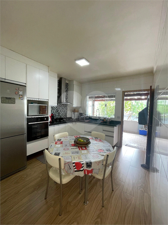 Casa Sobrado na Vila Jardim Formosa, 2 dormitórios, 2 vagas de garagem