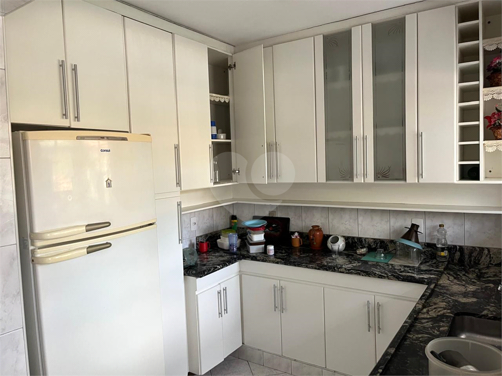 APARTAMENTO em TREMEMBÉ