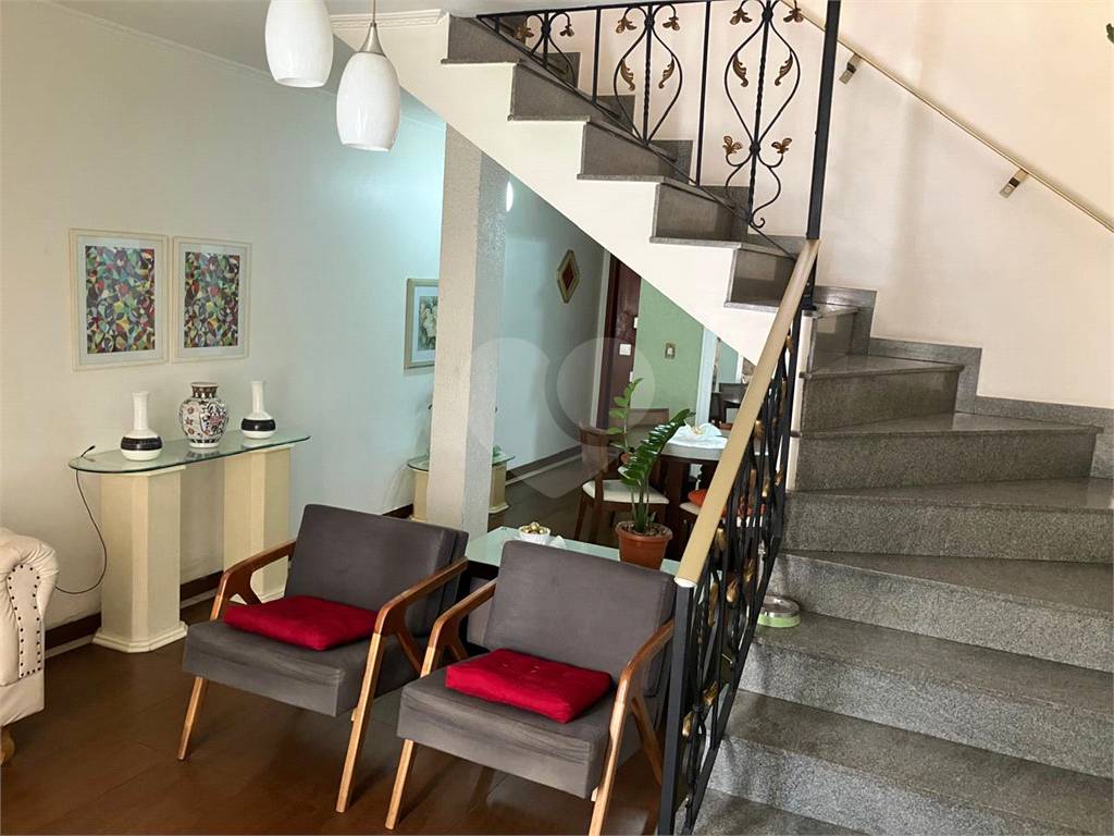 SOBRADO 129 M² 3DORMS 2VAGAS NO JAÇANA 