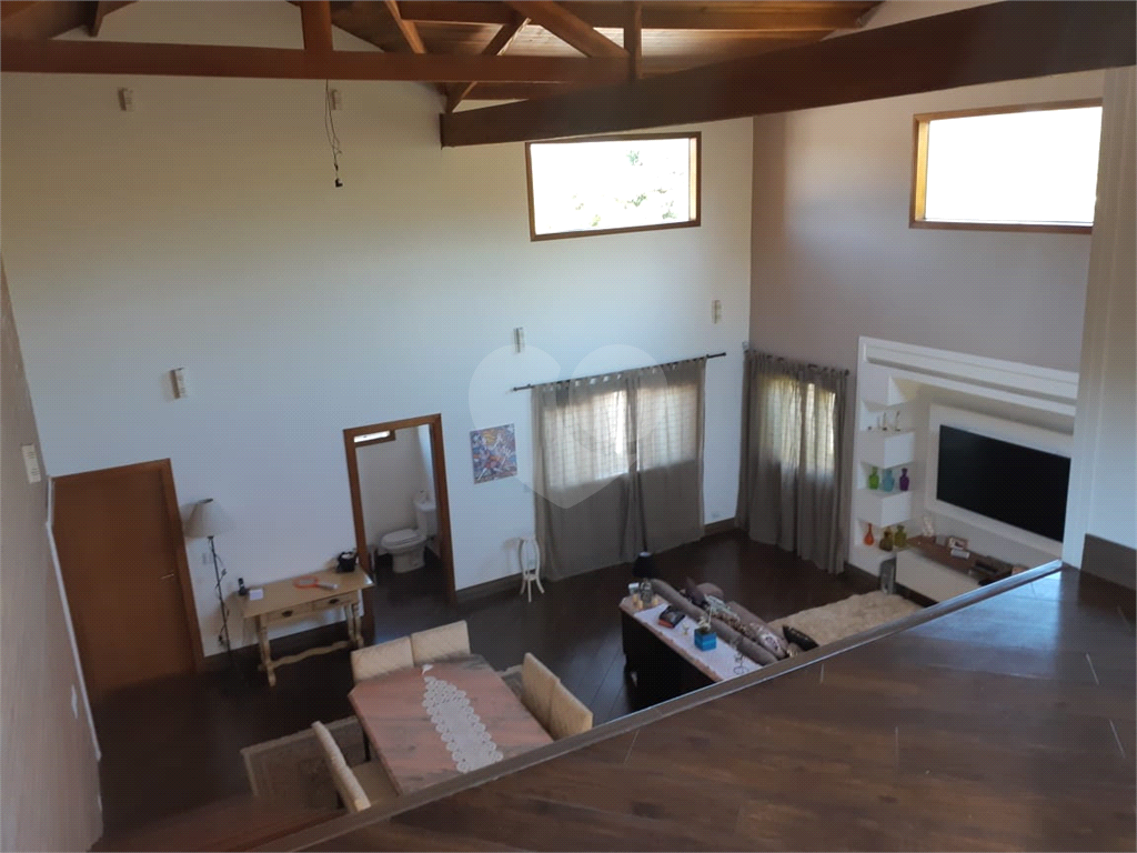 Casa em condomínio 3 suítes a venda em Mairiporã SP