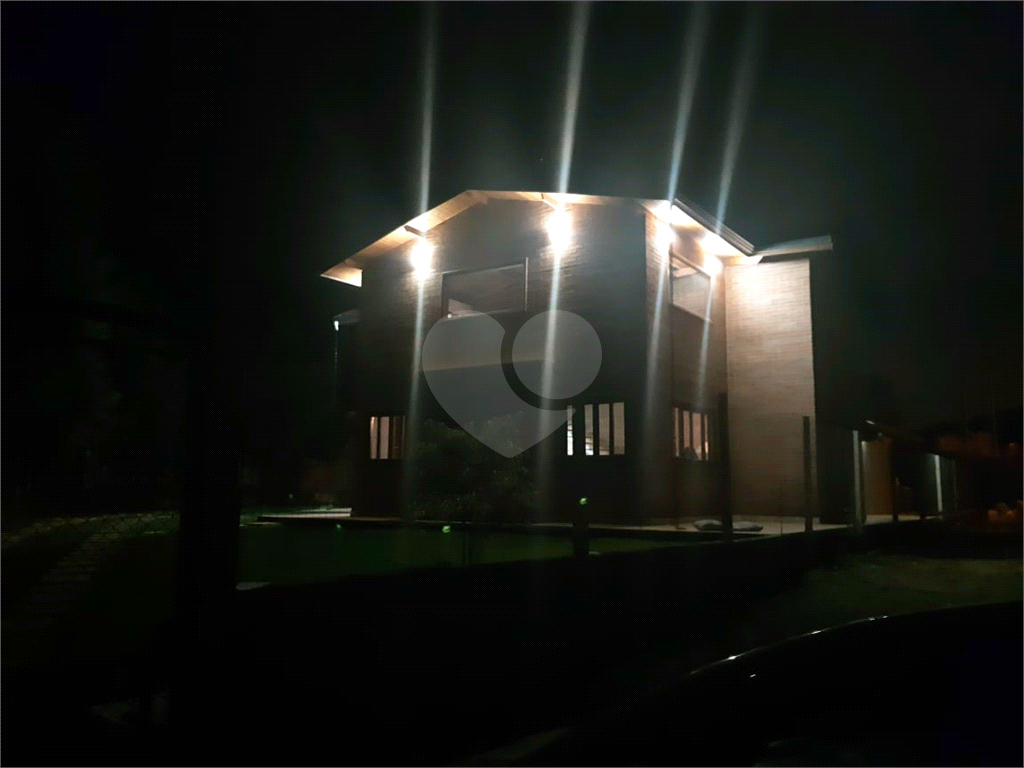 Casa em condomínio 3 suítes a venda em Mairiporã SP