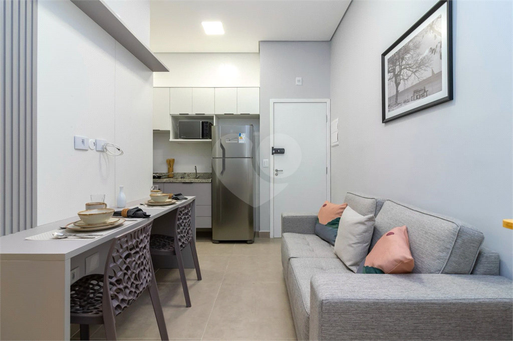 Condomínio na Vila Ester