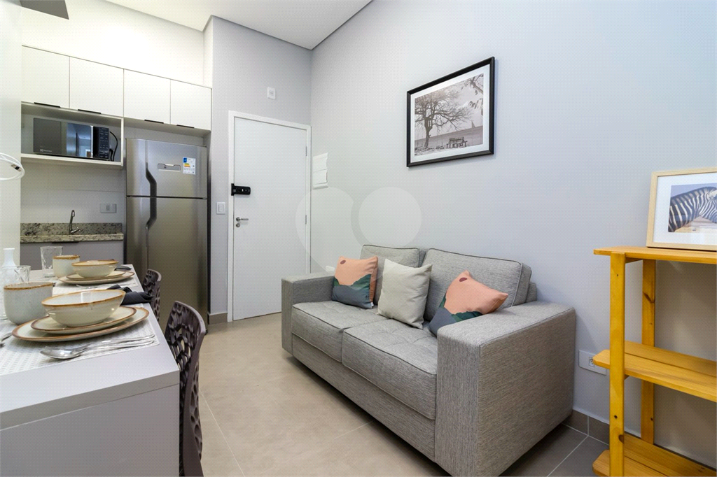 Condomínio na Vila Ester