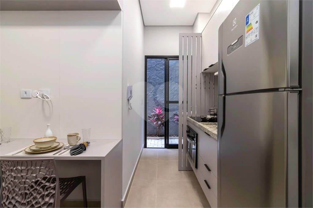 Condomínio na Vila Ester