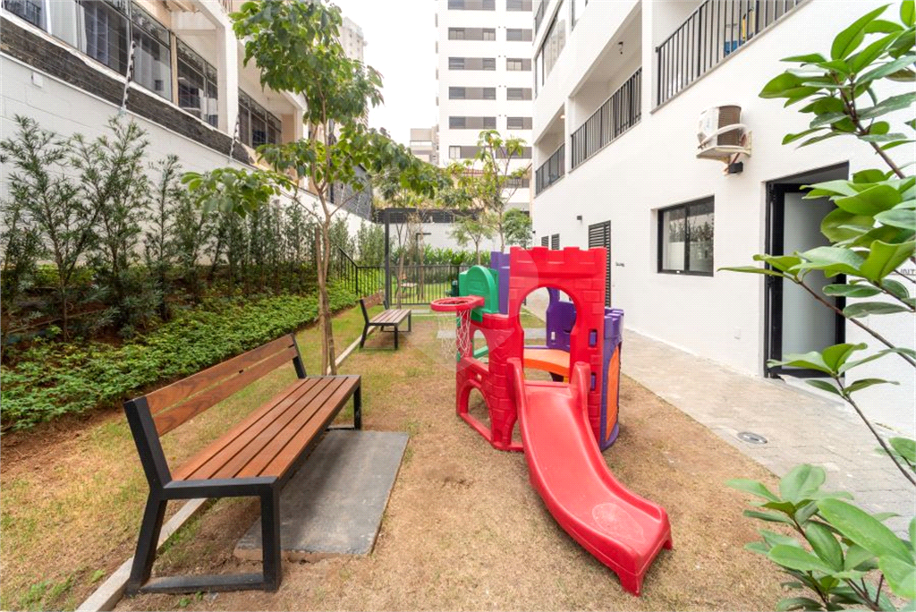 Studio Moderno à Venda | 26 m² | 1 dormitório com varanda em Perdizes!