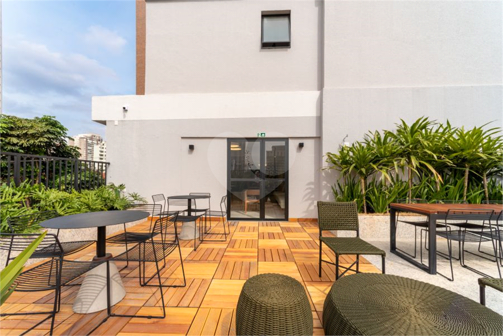 Studio Moderno à Venda | 26 m² | 1 dormitório com varanda em Perdizes!