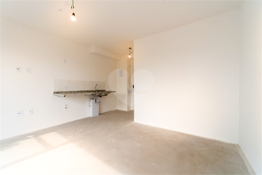 Studio Moderno à Venda | 26 m² | 1 dormitório com varanda em Perdizes!