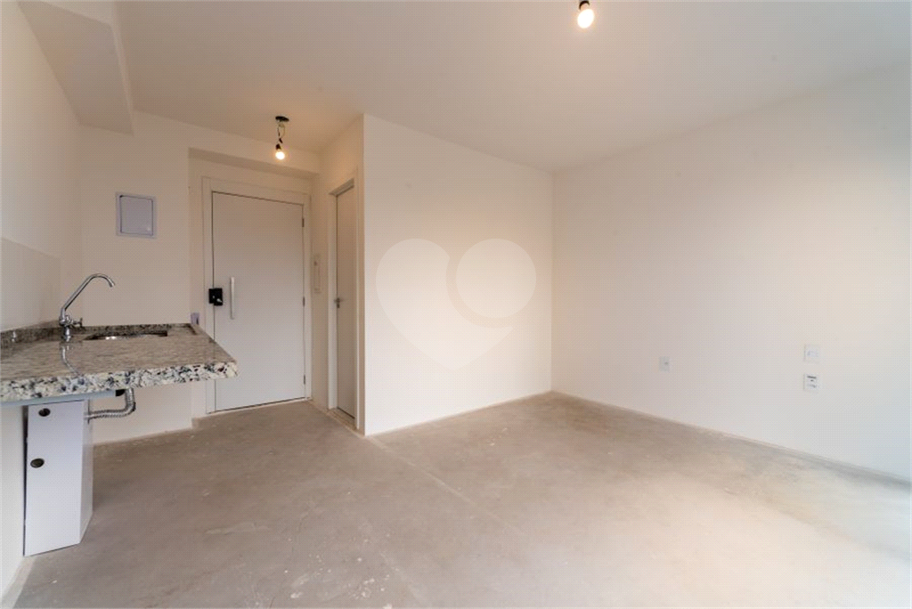 Studio Moderno à Venda | 26 m² | 1 dormitório com varanda em Perdizes!