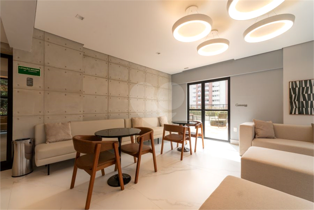 Studio Moderno à Venda | 26 m² | 1 dormitório com varanda em Perdizes!