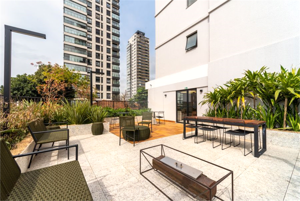 Studio Moderno à Venda | 26 m² | 1 dormitório com varanda em Perdizes!