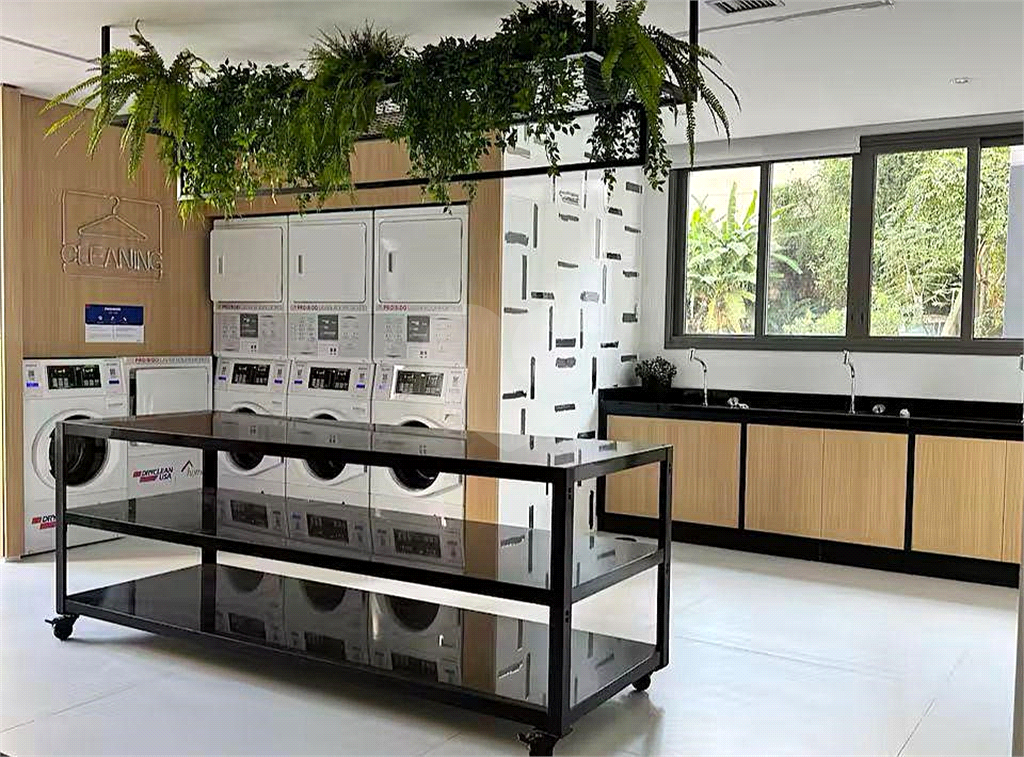 Studio Mobiliado Próximo ao Metrô na Aclimação