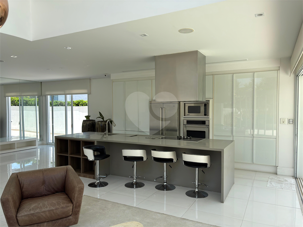 Condomínio Solaia - Maravilhosa casa porteira fechada