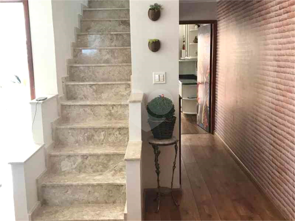 Sobrado no Condomínio Cantareira Park 3 dormitórios 1 suíte 2 vagas - Tremembé - SP - Capital