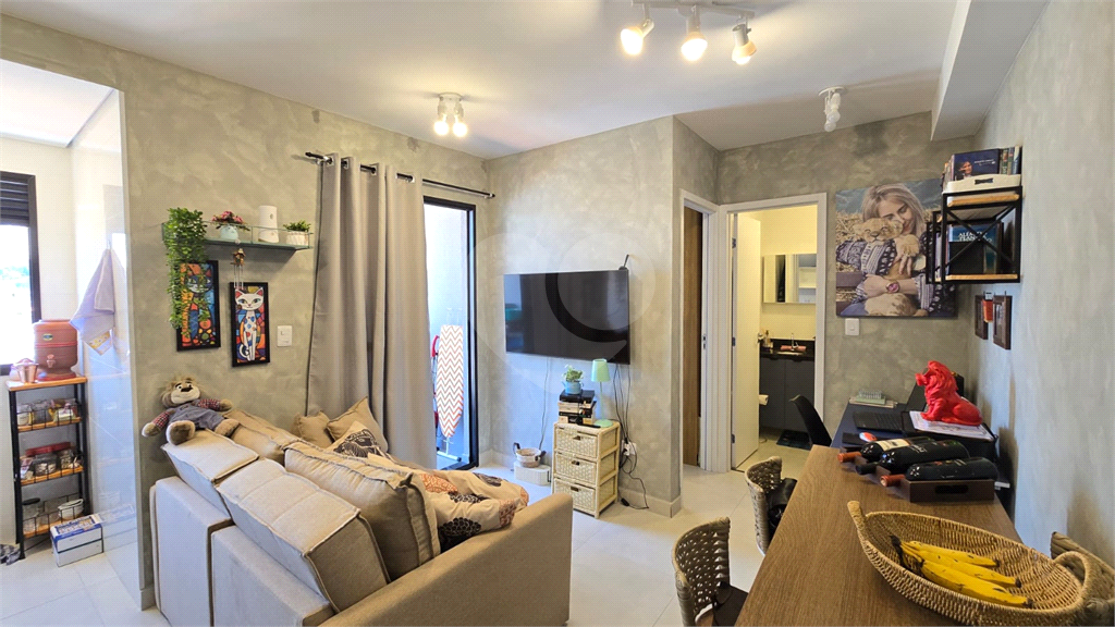 APARTAMENTO em TATUAPÉ