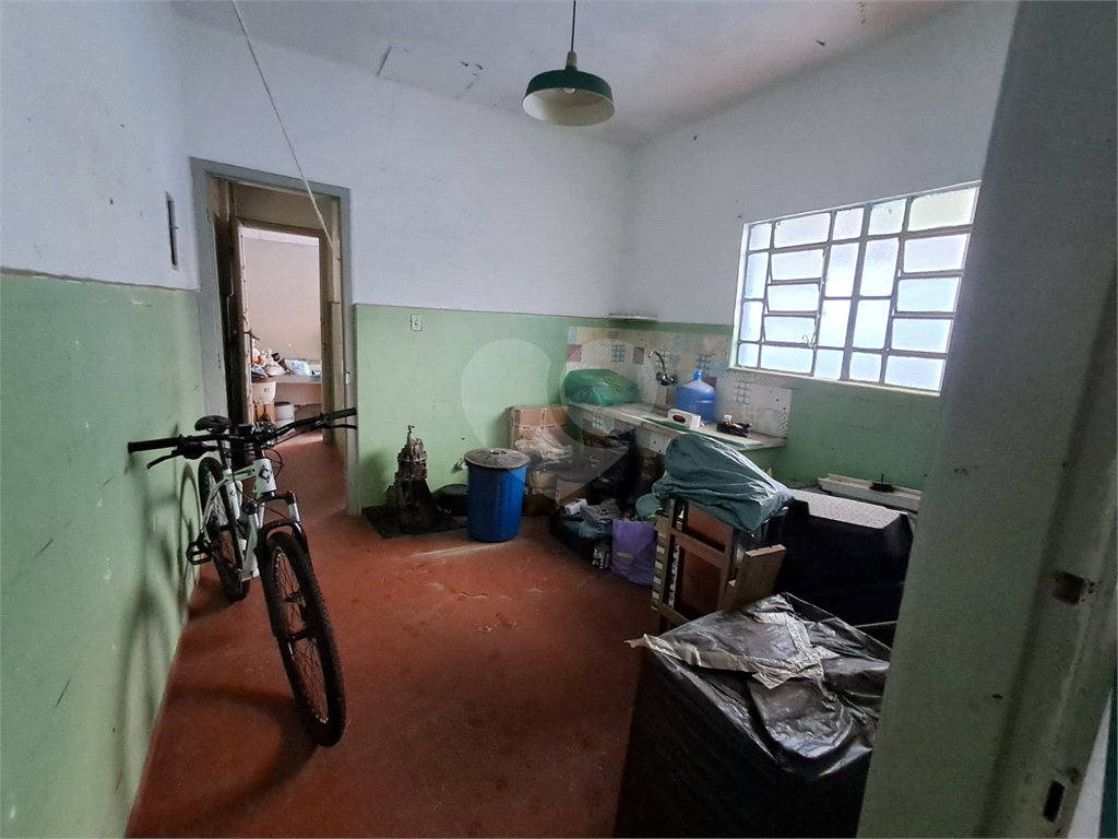 Casa a venda na Vila Madalena com potencial para ponto comercial.