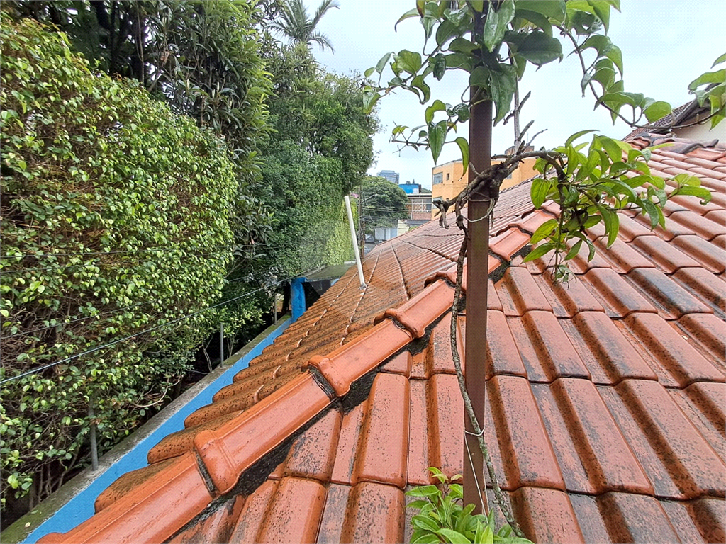 Casa a venda na Vila Madalena com potencial para ponto comercial.