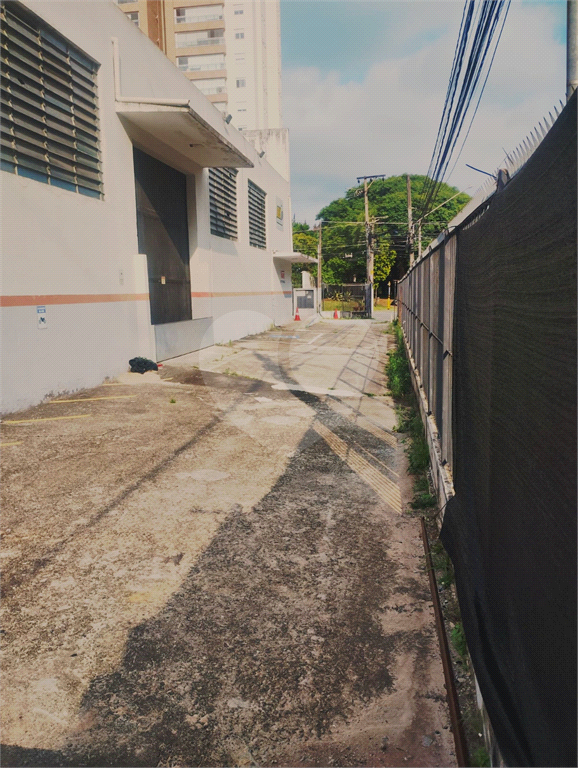 PONTO COMERCIAL ESPORTIVO À VENDA ou LOCAÇÃO – BARRA FUNDA