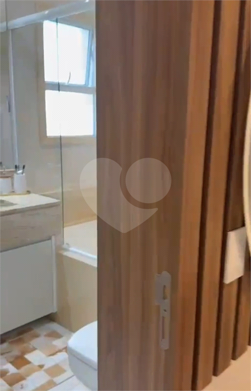 APARTAMENTO em TAMBORÉ