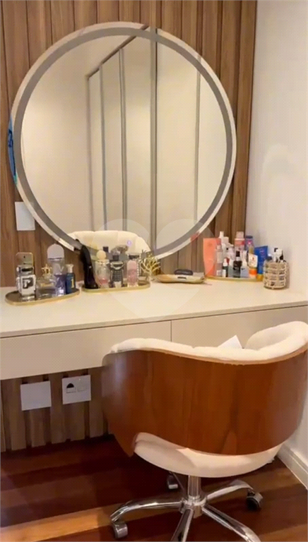 APARTAMENTO em TAMBORÉ