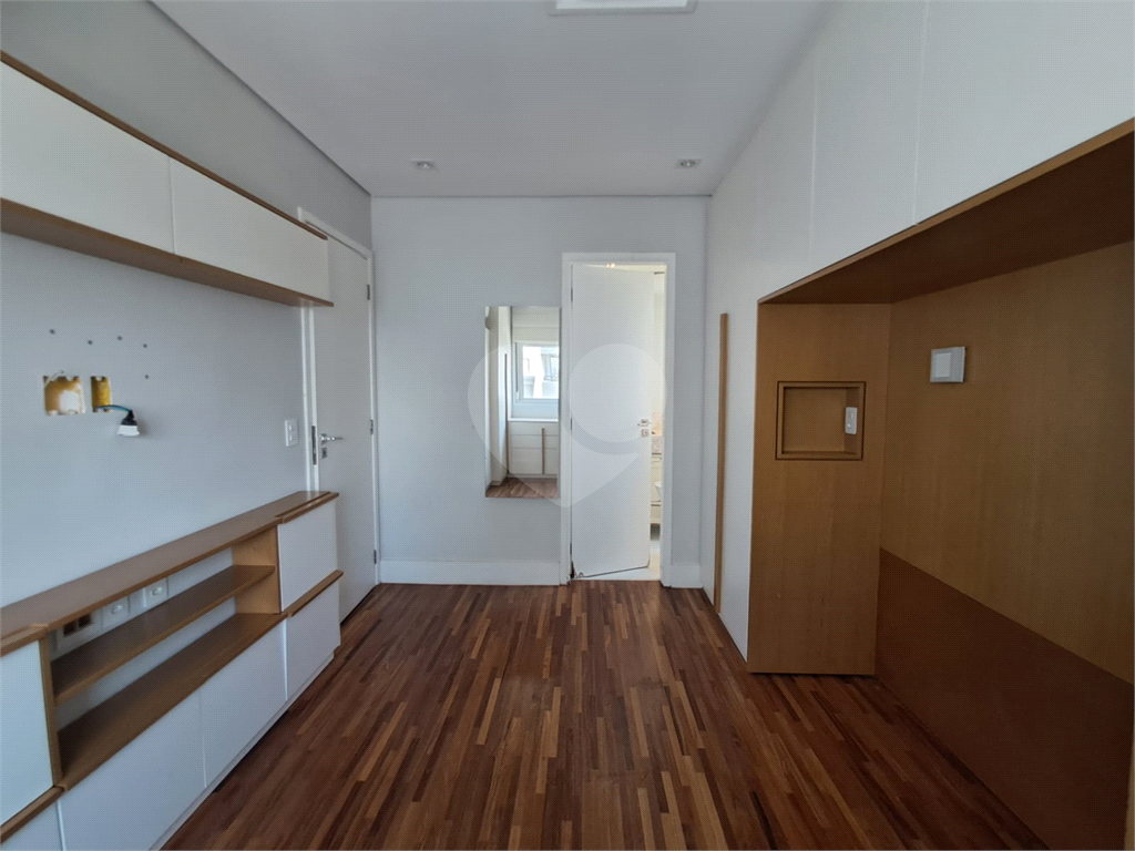 Imóvel impecavel reformado e mobiliado de 72m² sala de 2 ambientes com varanda gourmet e 2 vagas de garagem Pinheiros