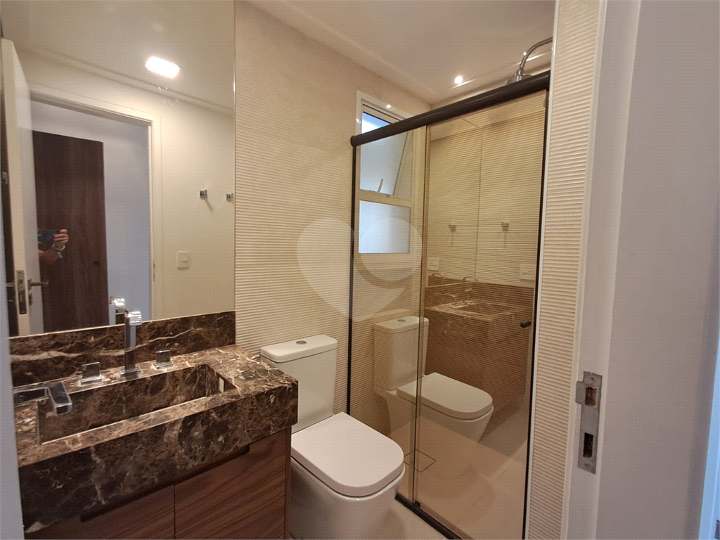 Imóvel impecavel reformado e mobiliado de 72m² sala de 2 ambientes com varanda gourmet e 2 vagas de garagem Pinheiros