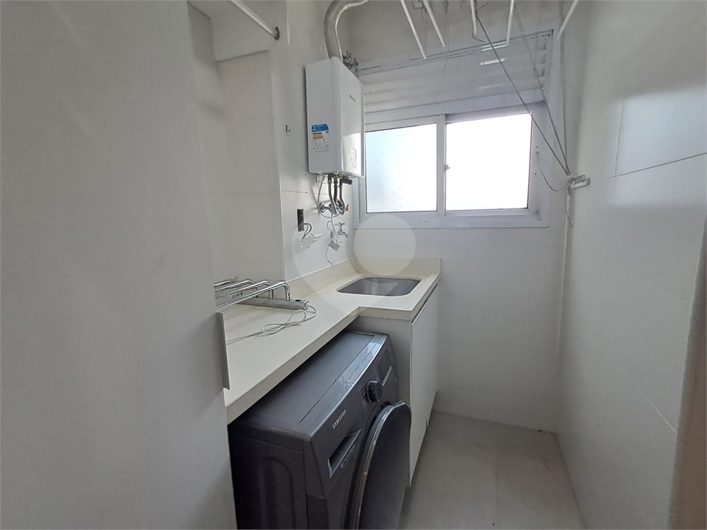 Imóvel impecavel reformado e mobiliado de 72m² sala de 2 ambientes com varanda gourmet e 2 vagas de garagem Pinheiros