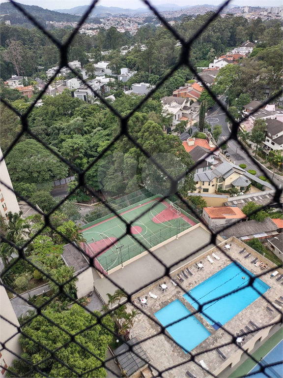 Apartamento à Venda – 3 Dormitórios, Suíte e Lazer Completo
Excelente apartamento com 3 dormitórios, sendo 1 suíte, em condomínio com ampla infraestrutura de lazer. Possui sala para dois ambientes, lavabo, cozinha funcional, lavanderia e aquecimento cen