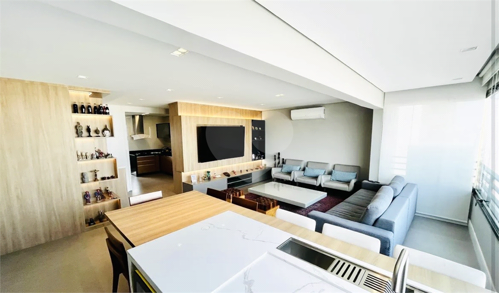 APARTAMENTO em SANTANA