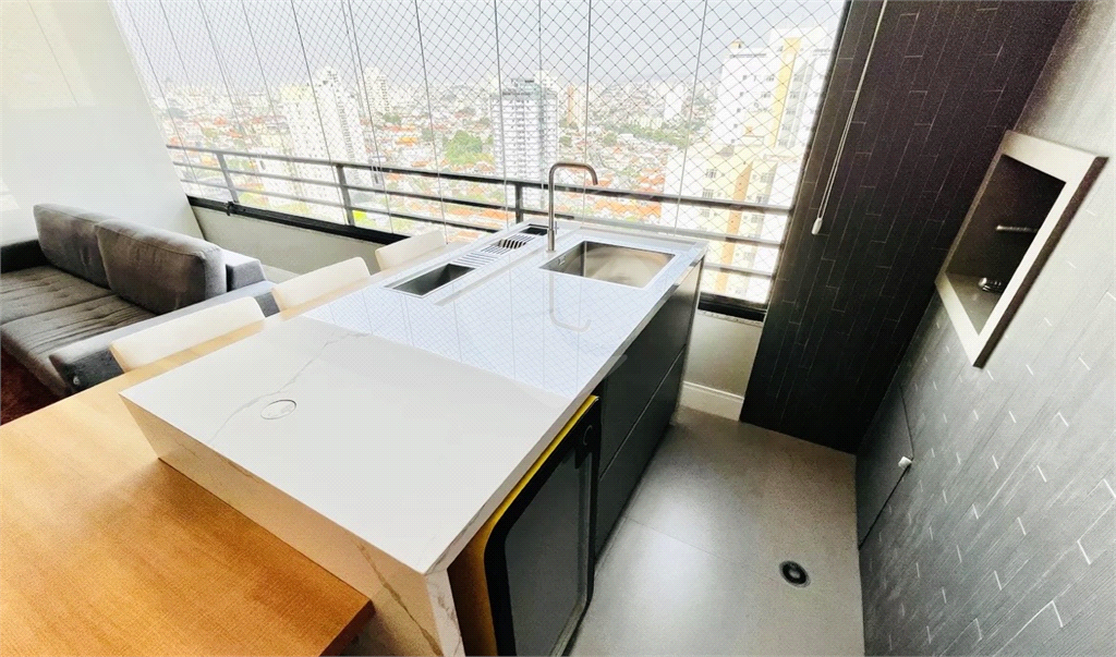 APARTAMENTO em SANTANA