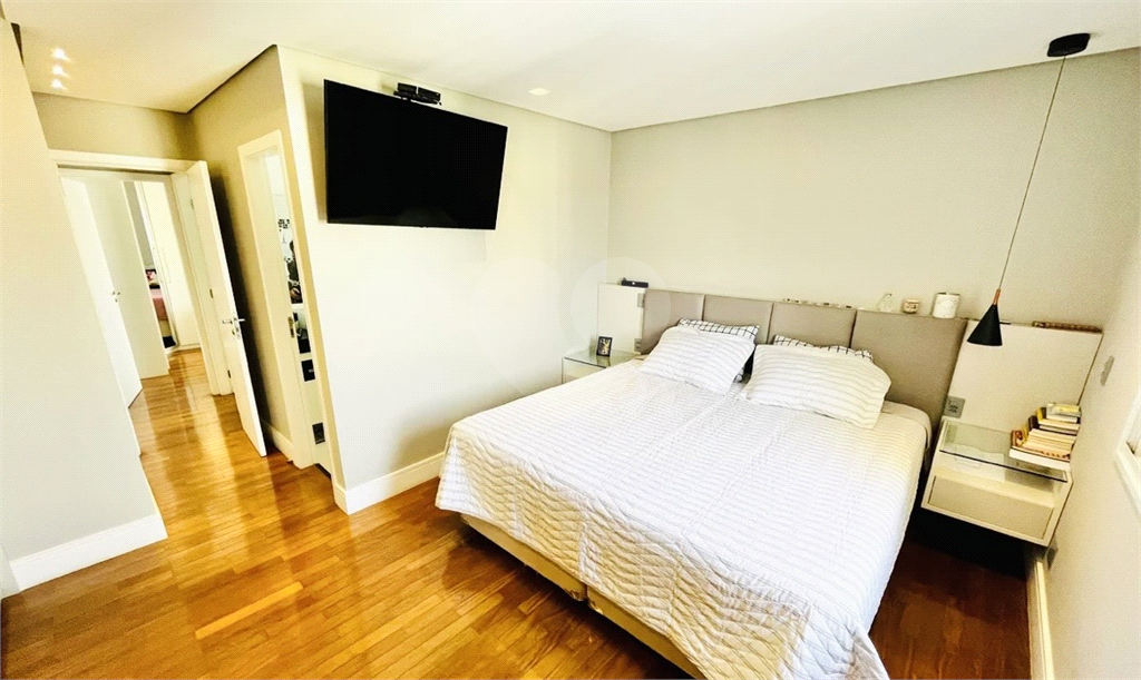 APARTAMENTO em SANTANA