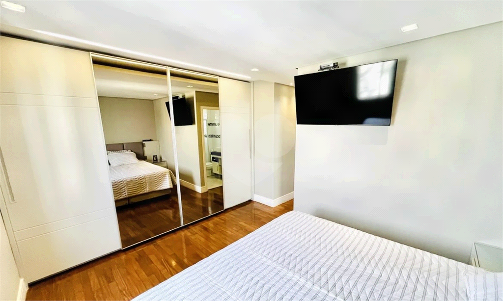 APARTAMENTO em SANTANA