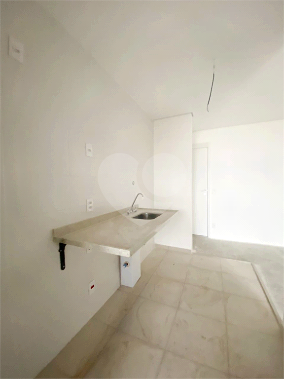 APARTAMENTO em TUCURUVI