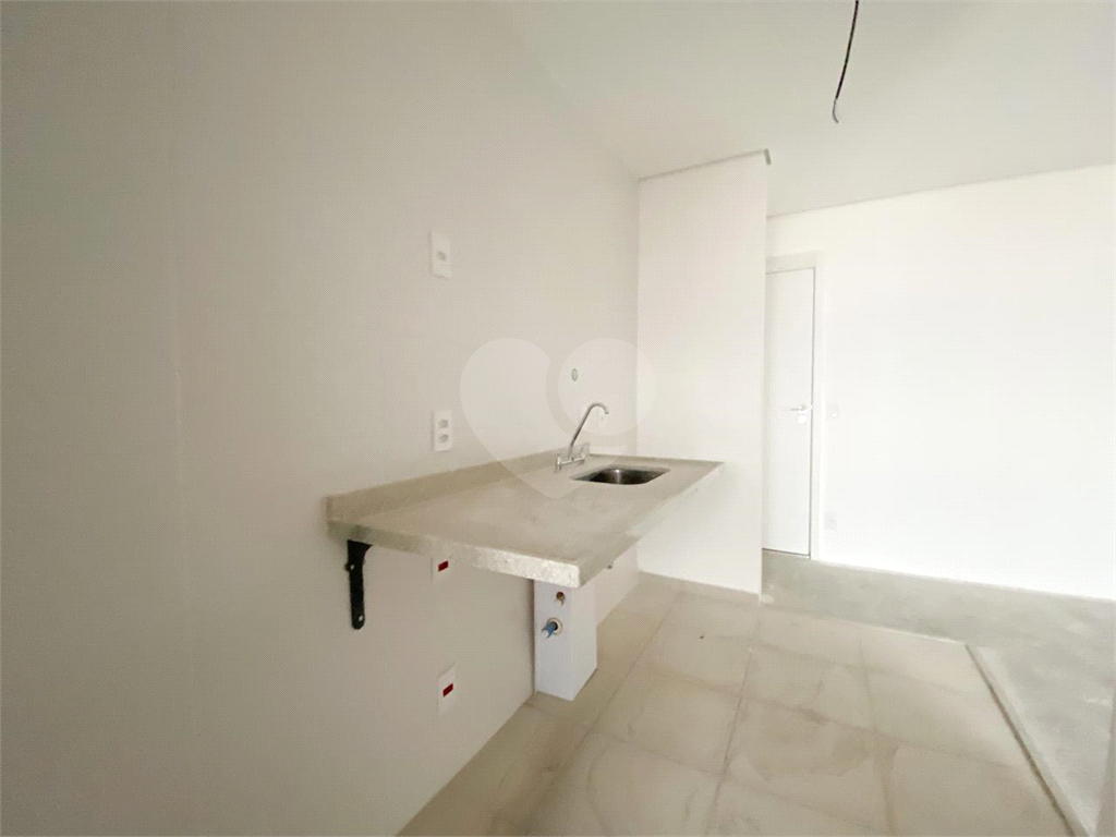 APARTAMENTO em TUCURUVI