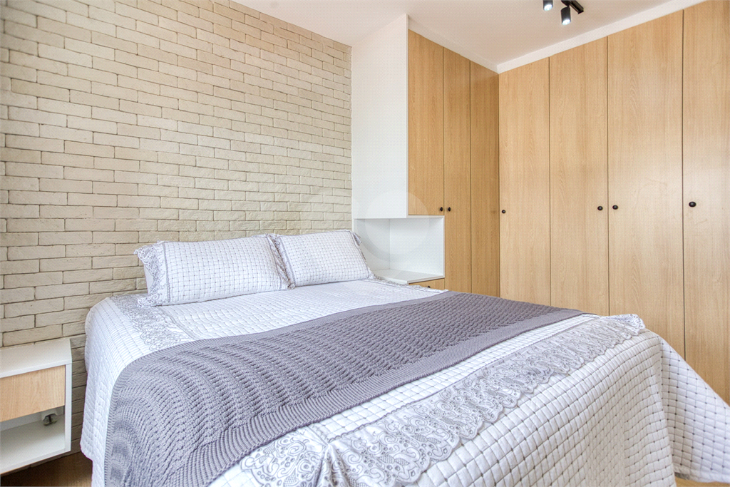 APARTAMENTO em BARRA FUNDA