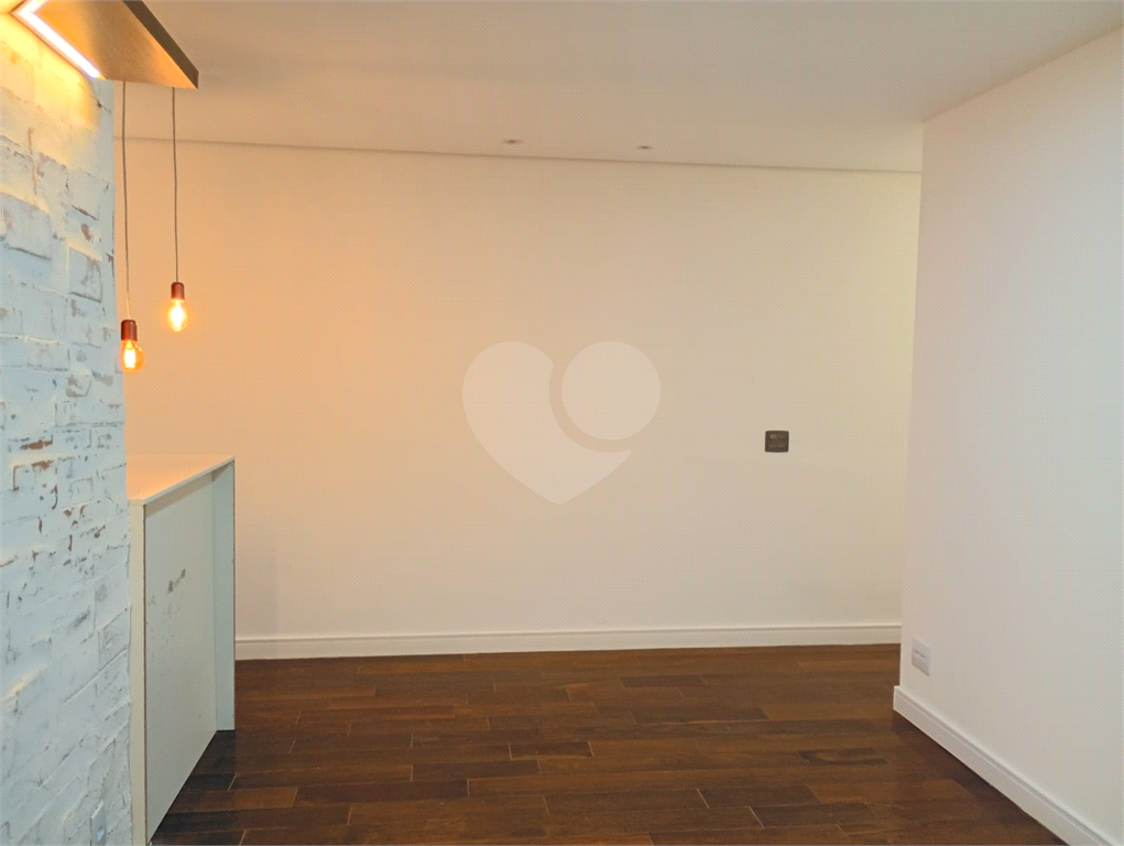 Apartamento a venda no condominio Praça do Sol com 2 quartos e 1 vaga em Barueri