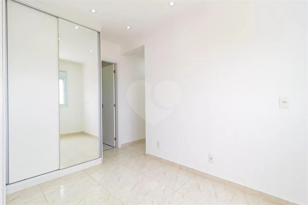 Apartamento á venda no Pari
