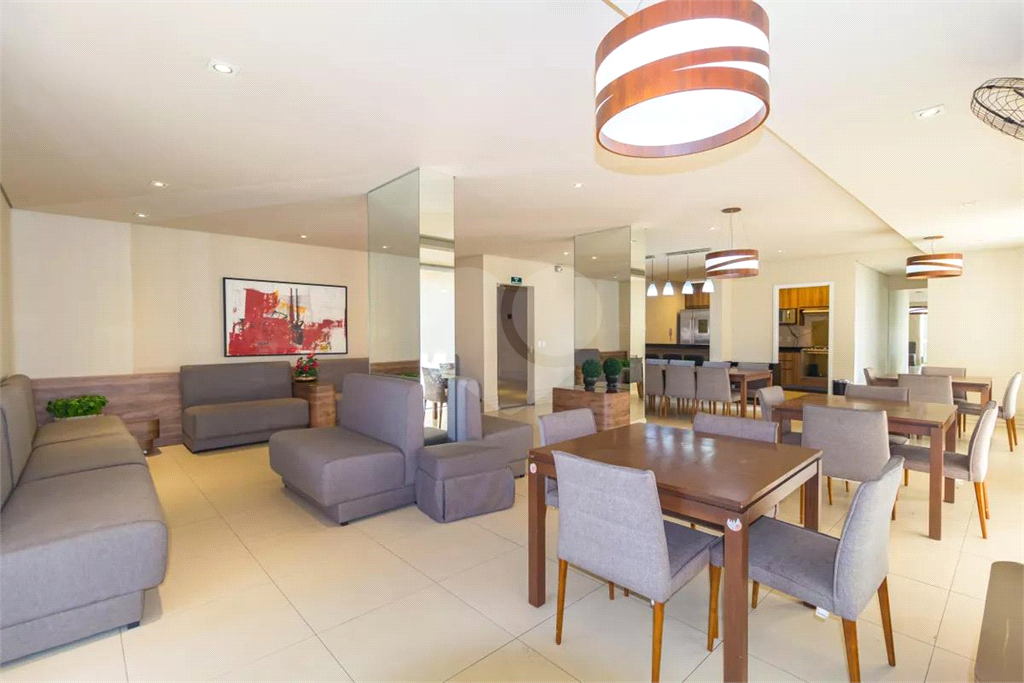 Apartamento á venda no Pari