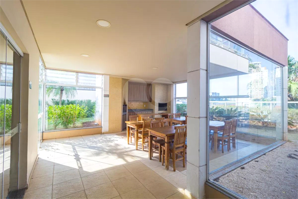 Apartamento á venda no Pari