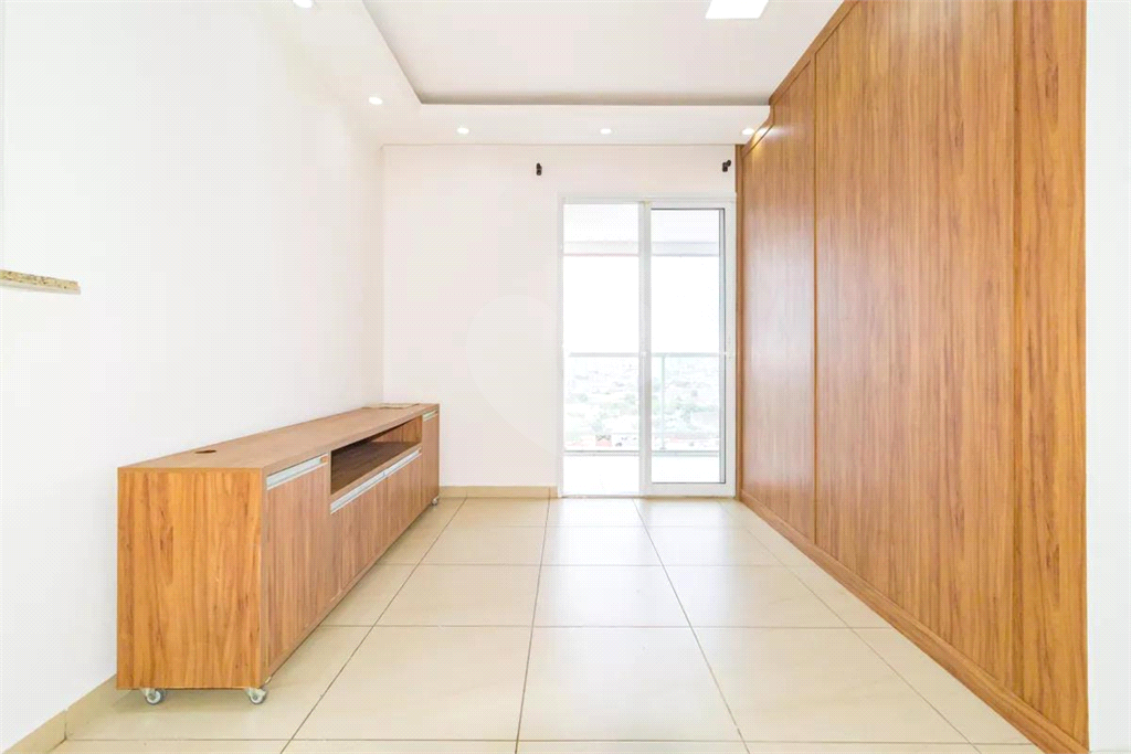 Apartamento á venda no Pari