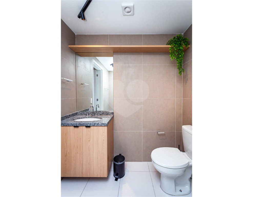 Apartamento a venda 1 dormitório e mobiliado no Bairro Campo Belo