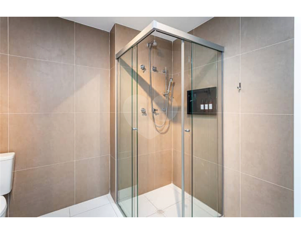 Apartamento a venda 1 dormitório e mobiliado no Bairro Campo Belo