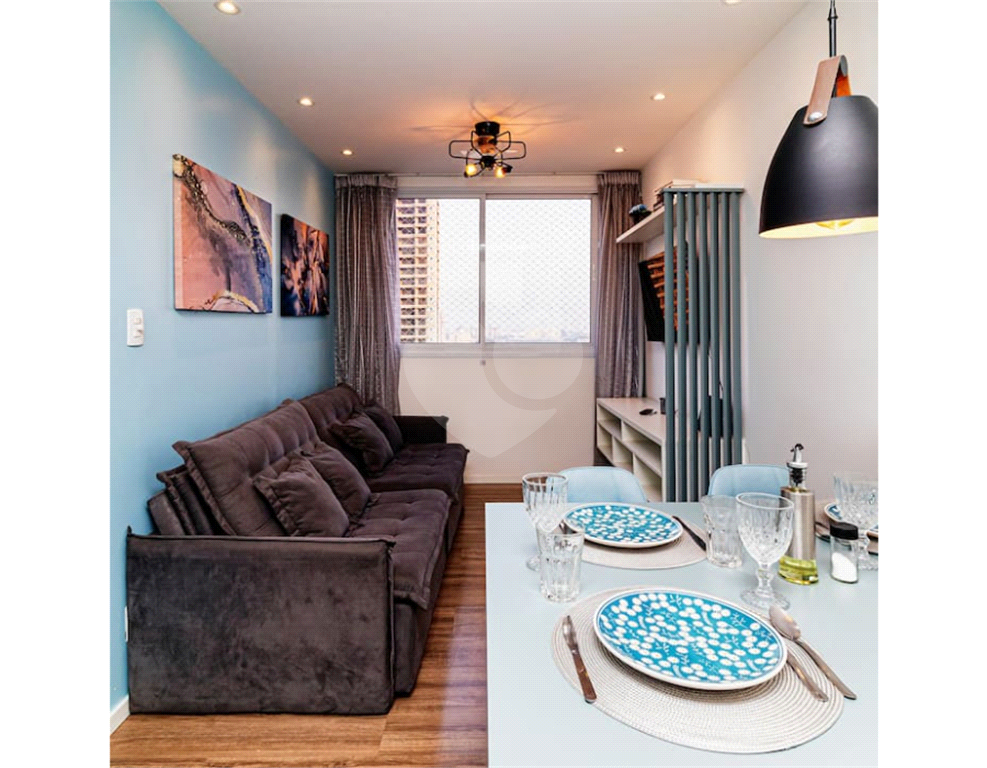 Apartamento a venda 2 dormitórios mobiliado no Bairro do Brás 