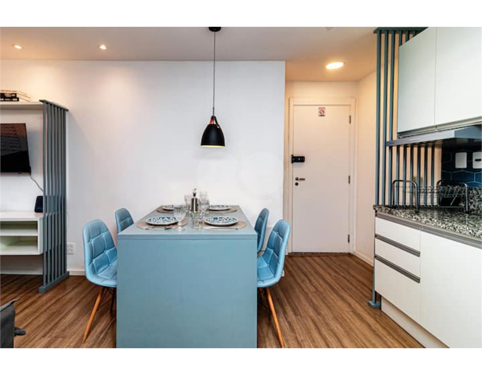 Apartamento a venda 2 dormitórios mobiliado no Bairro do Brás 