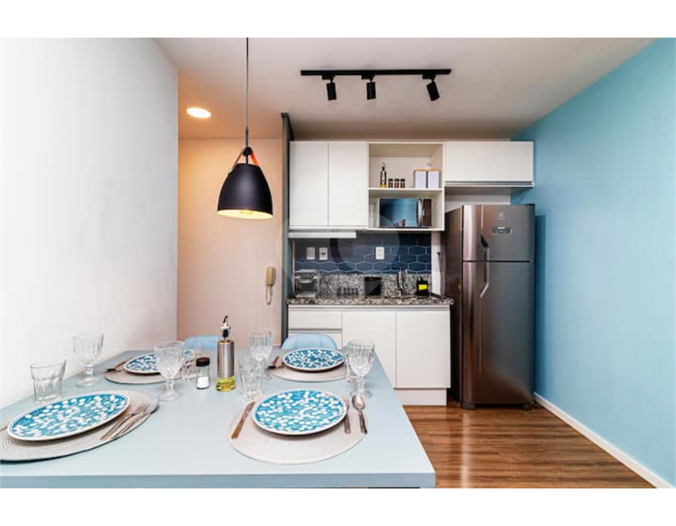 Apartamento a venda 2 dormitórios mobiliado no Bairro do Brás 