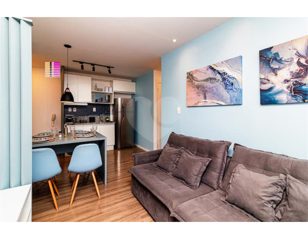 Apartamento a venda 2 dormitórios mobiliado no Bairro do Brás 